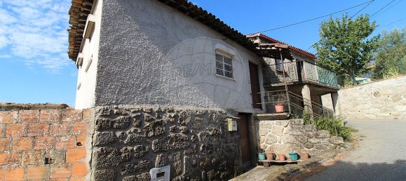 2 bedrooms House in Tondela, Portugal No. 18230 4