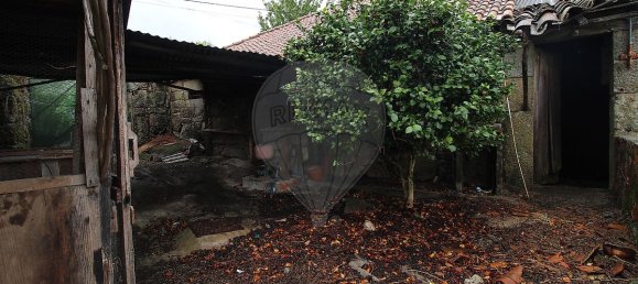 2 bedrooms House in Tondela, Portugal No. 18230 6