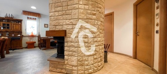 8-salle Maison à Castelplanio, Italy No. 268923 11