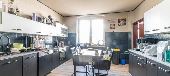 Edifício de 12 divisões em Hameln-Pyrmont, Germany N.º 259422 4