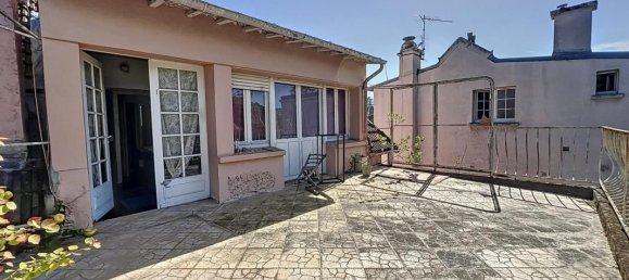 Casa de 4 dormitorios en Garches, France No. 177455 21