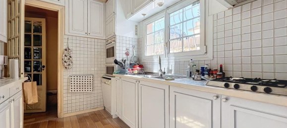 Casa de 4 dormitorios en Garches, France No. 177455 14