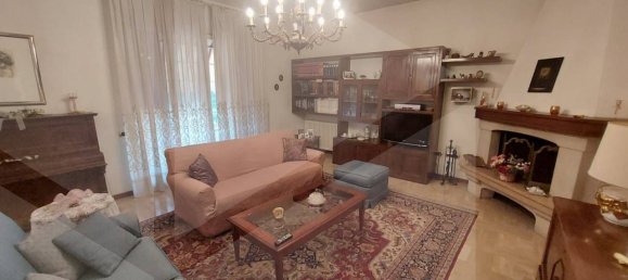 4غرفة شقة في Fiorano Modenese, Italy رقم 17691 2