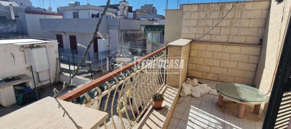 Casa de 2 divisões em Bari, Italy N.º 215634 7