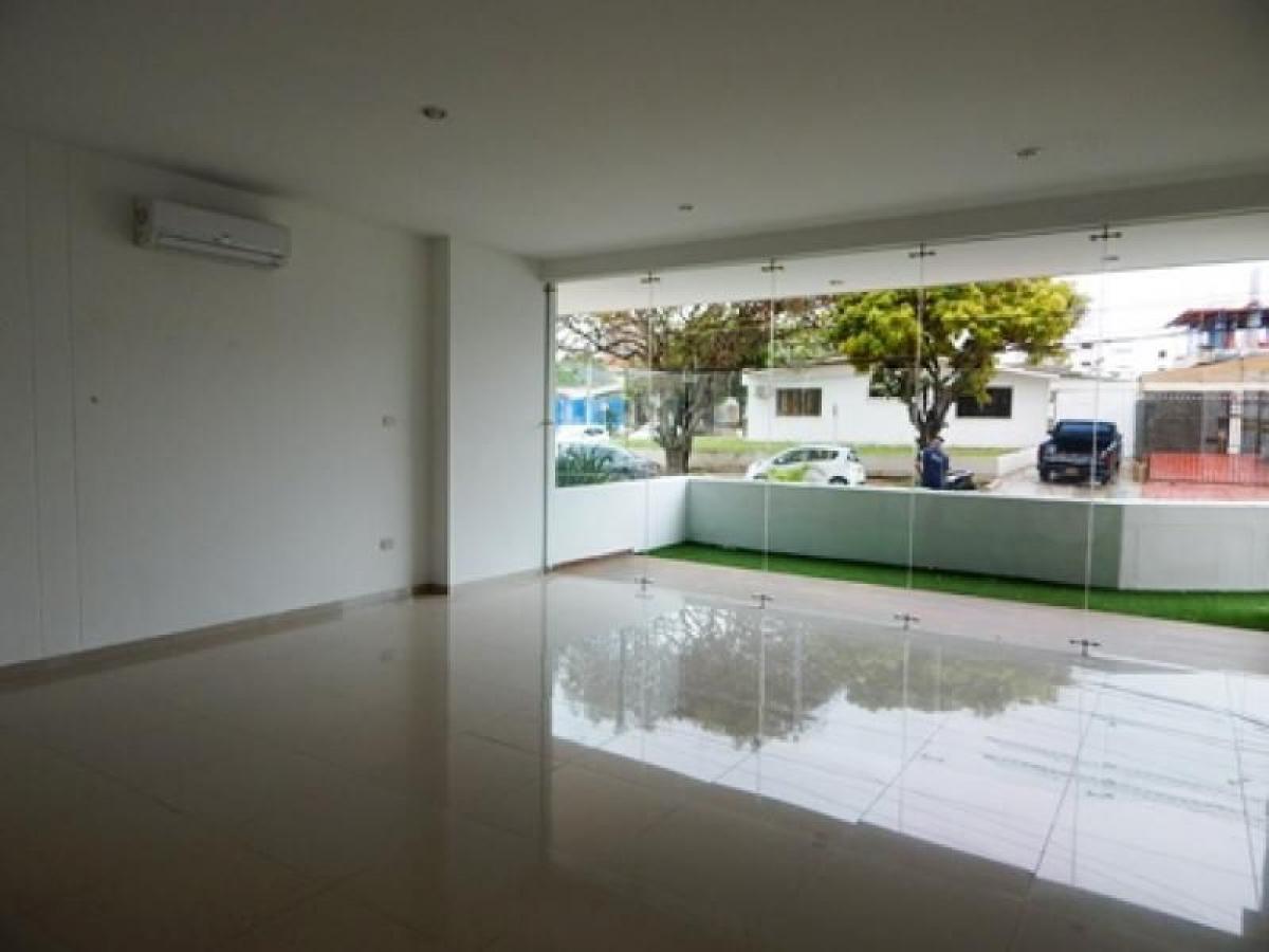 Casa T3 em Atlantico, Colombia N.º 7665