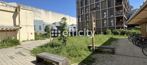 1 bedroom Apartment in Paris, France No. 325717 13