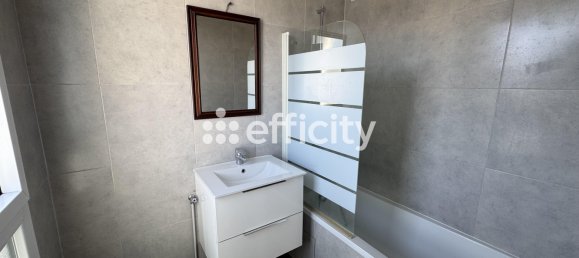 1 bedroom Apartment in Paris, France No. 325717 8