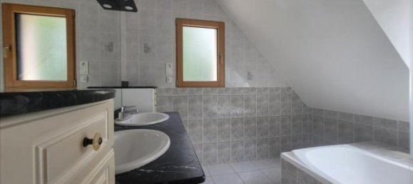 Casa de 5 dormitorios en Gourin, France No. 322765 13