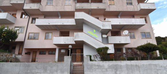 Dúplex de 5 dormitorios en Macomer, Italy No. 319160 6