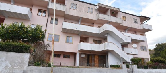 Dúplex de 5 dormitorios en Macomer, Italy No. 319160 4