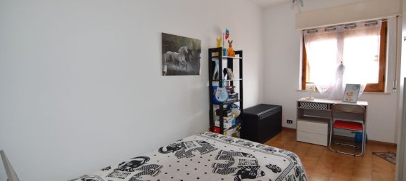 Dúplex de 5 dormitorios en Macomer, Italy No. 319160 8