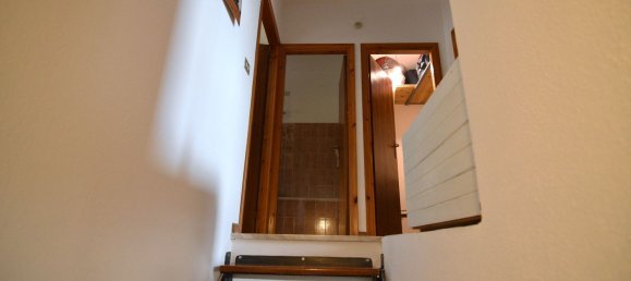 Dúplex de 5 dormitorios en Macomer, Italy No. 319160 15