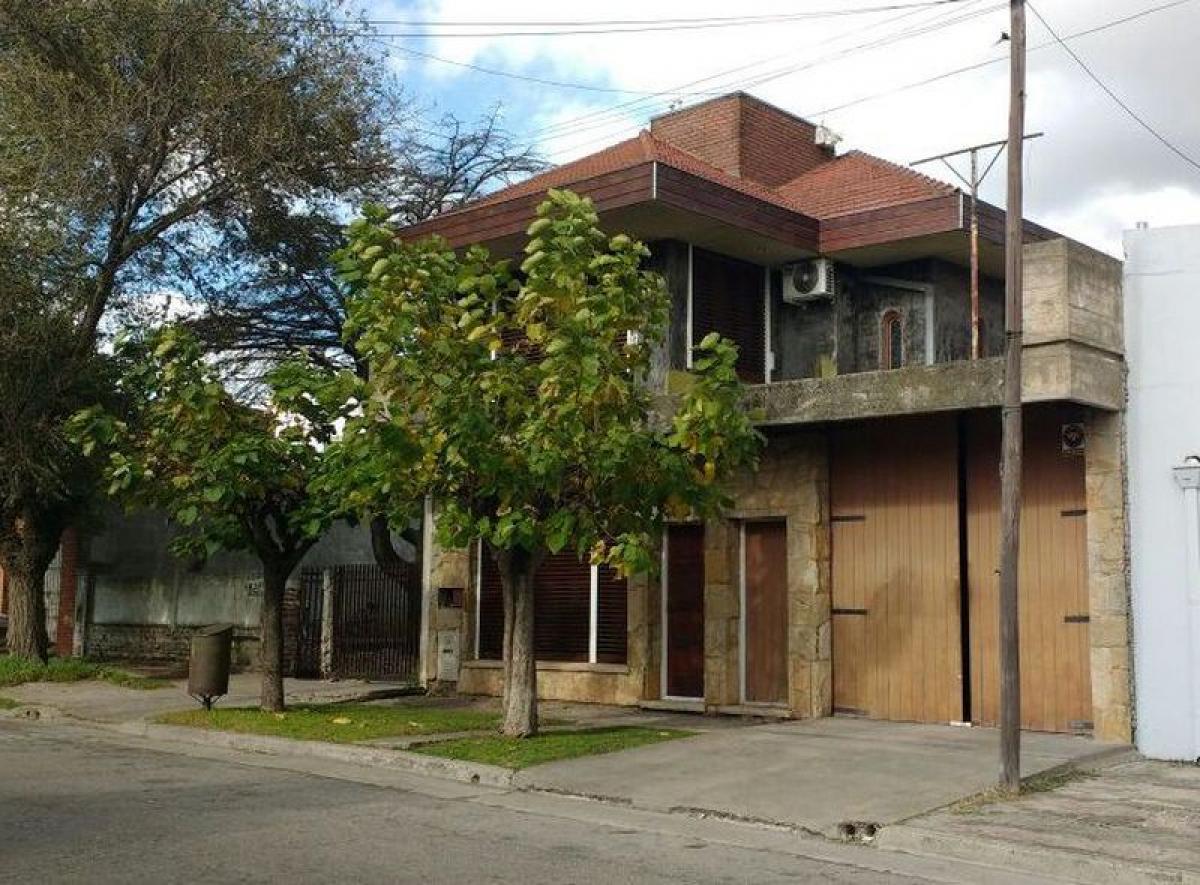 4 Schlafzimmer Haus in Mar del Plata, Argentina, Nr. 77730