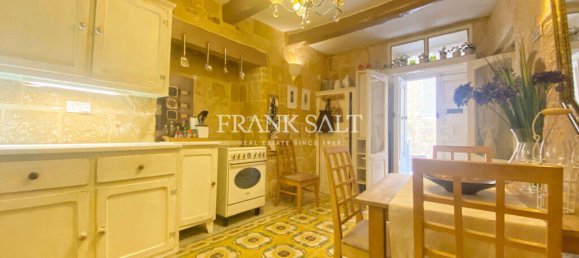 2 bedrooms House in Birgu, Malta No. 6692 4