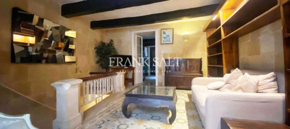 2 bedrooms House in Birgu, Malta No. 6692 5