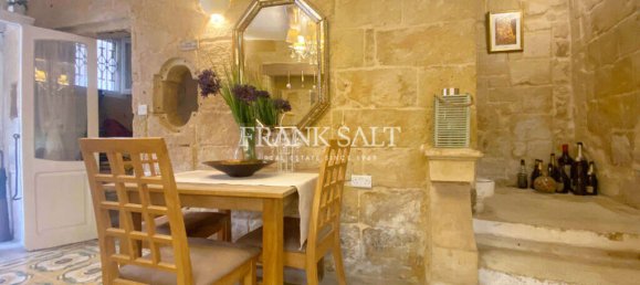 2 bedrooms House in Birgu, Malta No. 6692 2