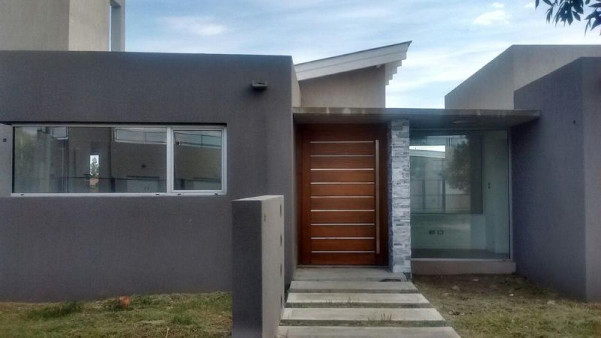 3 bedrooms House in Buenos Aires, Argentina No. 68764