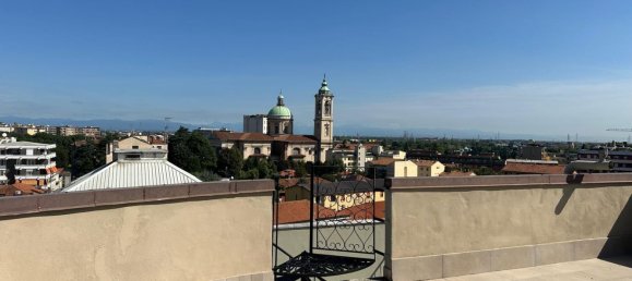 Пентхаус с 3 спальнями в Ро, Италия № 357907 30