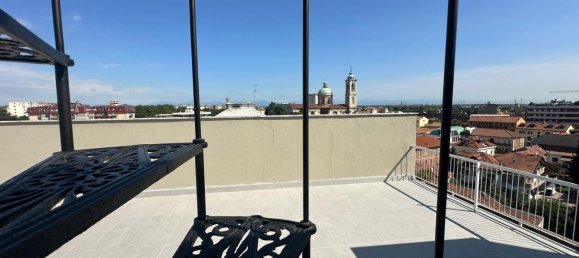 Пентхаус с 3 спальнями в Ро, Италия № 357907 24