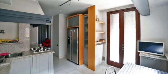 5-salle Villa à Busto Garolfo, Italy No. 72451 8