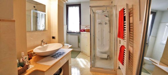 5-salle Villa à Busto Garolfo, Italy No. 72451 25