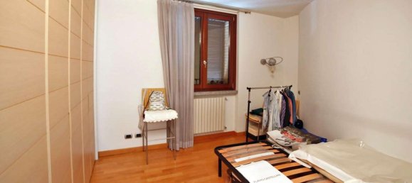 5-salle Villa à Busto Garolfo, Italy No. 72451 24