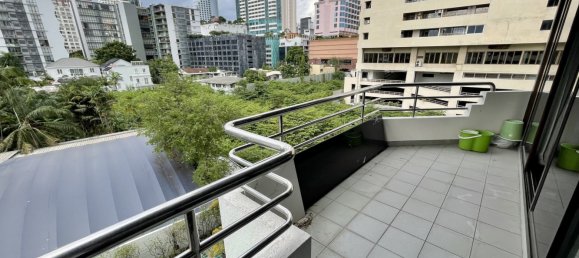 Apartamento com 2 quartos em condomínio em Khlong Toei, Thailand N.º 63574 5