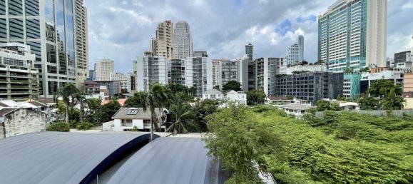 Apartamento com 2 quartos em condomínio em Khlong Toei, Thailand N.º 63574 12