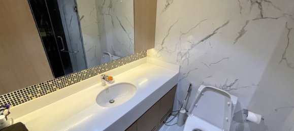 Apartamento com 2 quartos em condomínio em Khlong Toei, Thailand N.º 63574 15