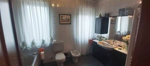 4-Zimmer Doppelhaus in Turin, Italy, Nr. 24381 36