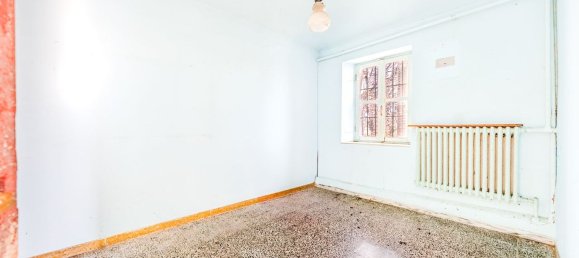 6-Zimmer Haus in Cuneo, Italy, Nr. 70060 2