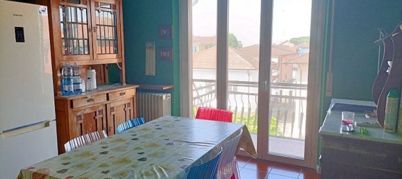 Apartamento de 3 dormitorios en Mortara, Italy No. 360895 17