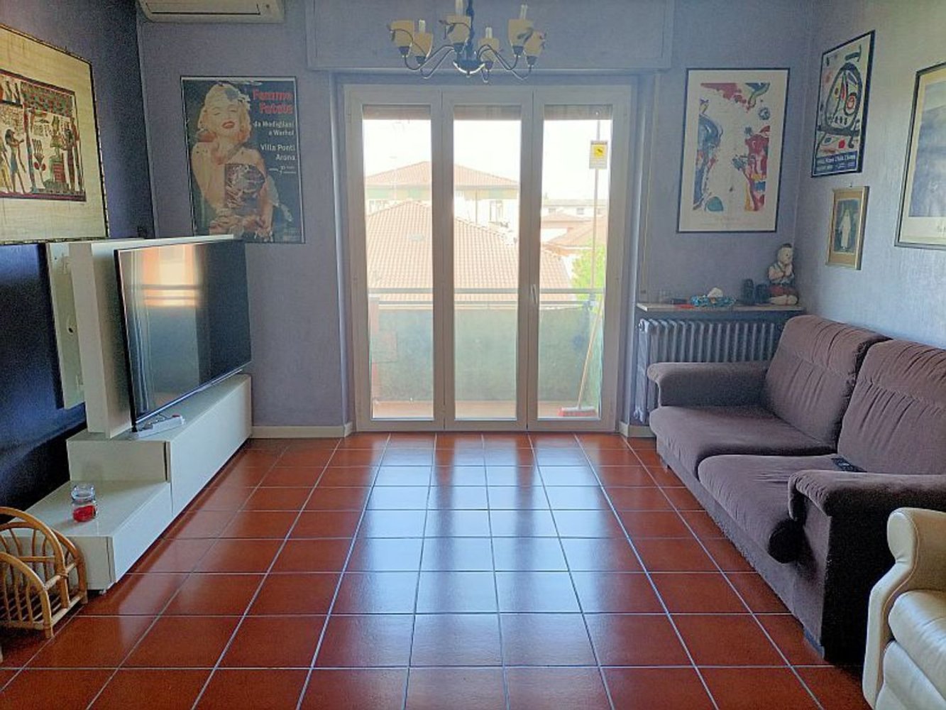 Apartamento de 3 dormitorios en Mortara, Italy No. 360895