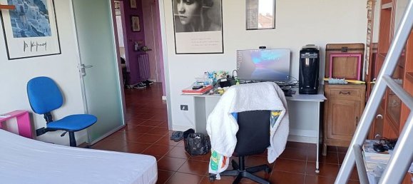 Apartamento de 3 dormitorios en Mortara, Italy No. 360895 27