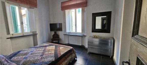 5 rooms Apartment in Empoli, Italy No. 28847 12