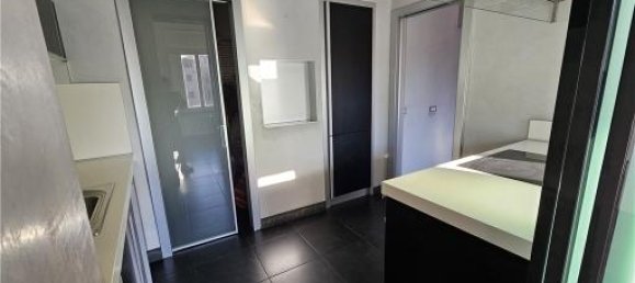 5 rooms Apartment in Empoli, Italy No. 28847 6