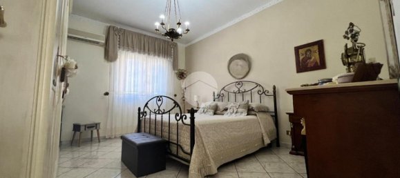 Apartamento de 4 divisões em Palermo, Italy N.º 230802 17