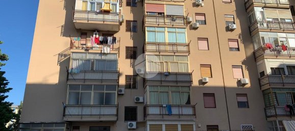 Apartamento de 4 divisões em Palermo, Italy N.º 230802 31