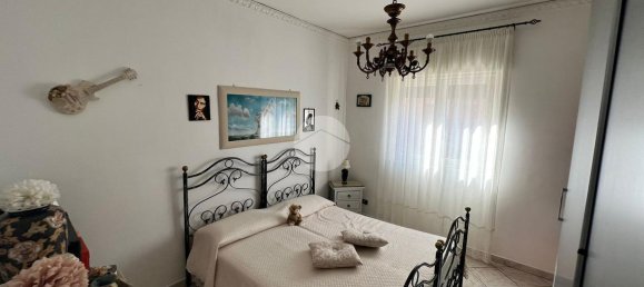 Apartamento de 4 divisões em Palermo, Italy N.º 230802 13