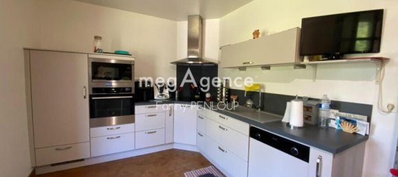 Casa de 3 dormitorios en Manche, France No. 318777 2