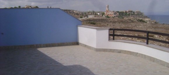 Ático de 3 habitaciónes en Portopalo di Capo Passero, Italy No. 68468 11