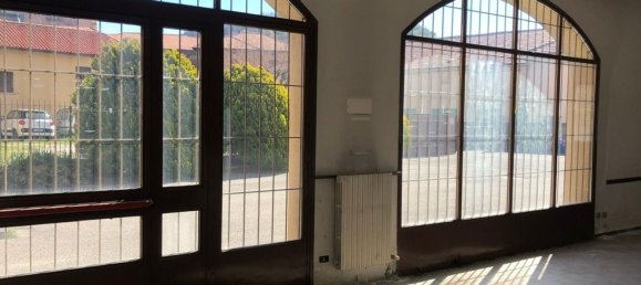 Lagerhaus in Como, Italy 1400m², Nr. 9996 18