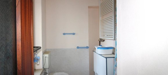 Apartamento de 6 divisões em Ferrere, Italy N.º 90058 19