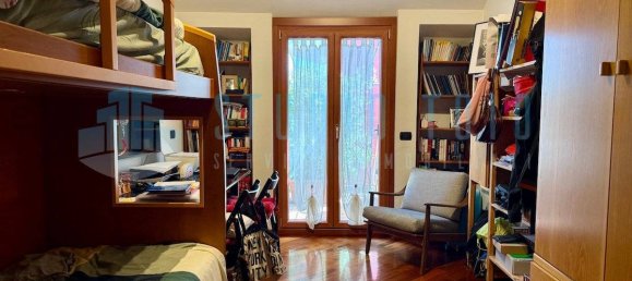 Квартира с 2 спальнями в Милан, Италия № 321537 13