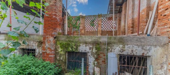 2 bedrooms House in Corbetta, Italy No. 142588 16