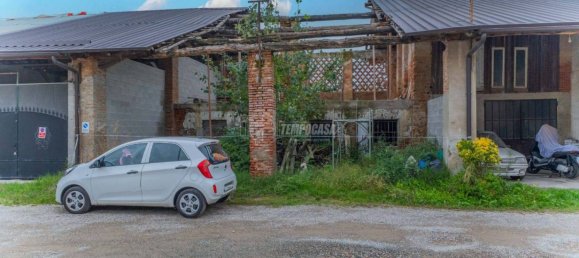 2 bedrooms House in Corbetta, Italy No. 142588 12