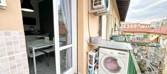 4 rooms Apartment in Livorno, Italy No. 48895 16