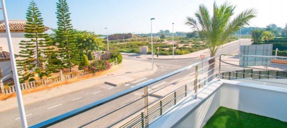 3 bedrooms Villa in La Marina, Spain No. 12854 2