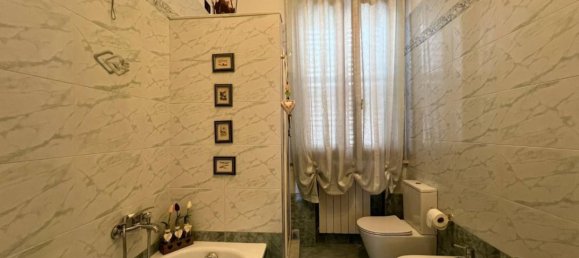 2 bedrooms House in Empoli, Italy No. 44504 34