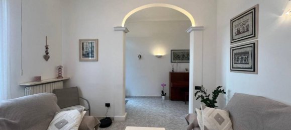 2 bedrooms House in Empoli, Italy No. 44504 5